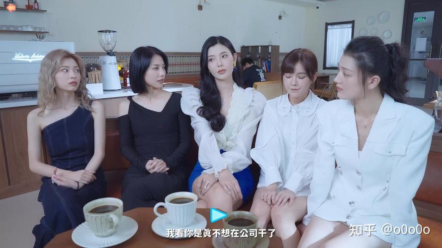 完蛋我被美女包围了杨过游戏:六位美女等你攻略