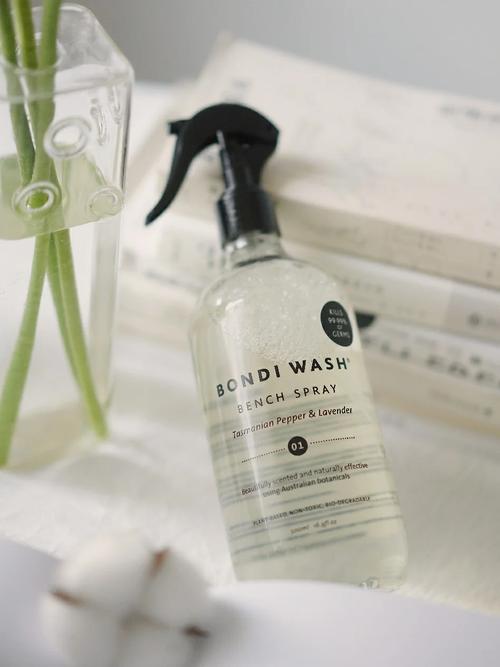 金銮鹤羽如何保养?这样做让它持久如新!