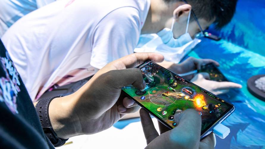 夜蒲觅爱游戏下载安全吗?玩家评价与下载渠道