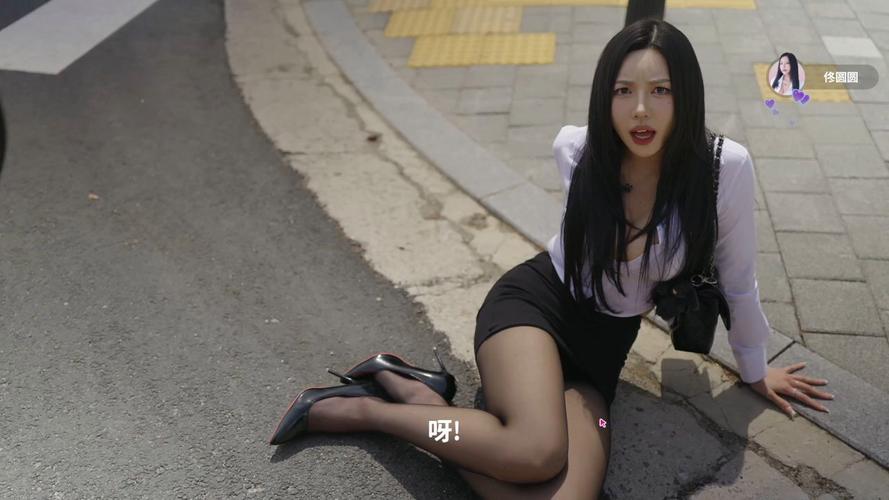 想玩恋爱游戏？阿西美女室友游戏官网带你体验精彩合租生活