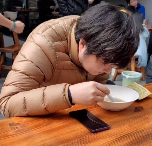 忠诚的妻子下载地址大全：不同版本资源一网打尽