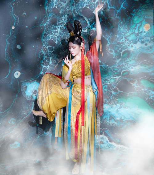 coser3演绎杨过游戏：带你重温经典武侠世界