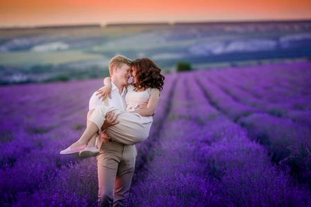 阳光湾恋人1-3合集官网:玩家评价及游戏体验分享