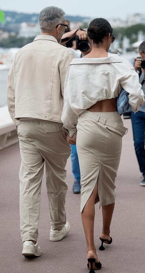 买房新妻莫妮卡剧情详解：与爱妻携手打拼买房