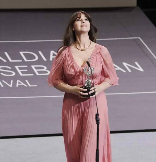 好消息！时尚女王莫妮卡第一季完结官网正式上线