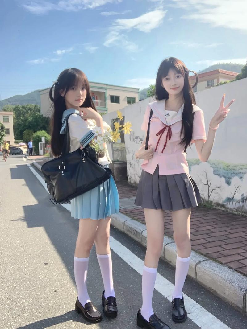 想玩在员工室与JK度过的日常?最新地址在这!