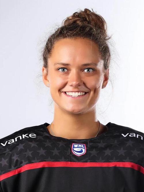 丽贝卡最新赛事：巴黎奥运会夺金，精彩瞬间不容错过！