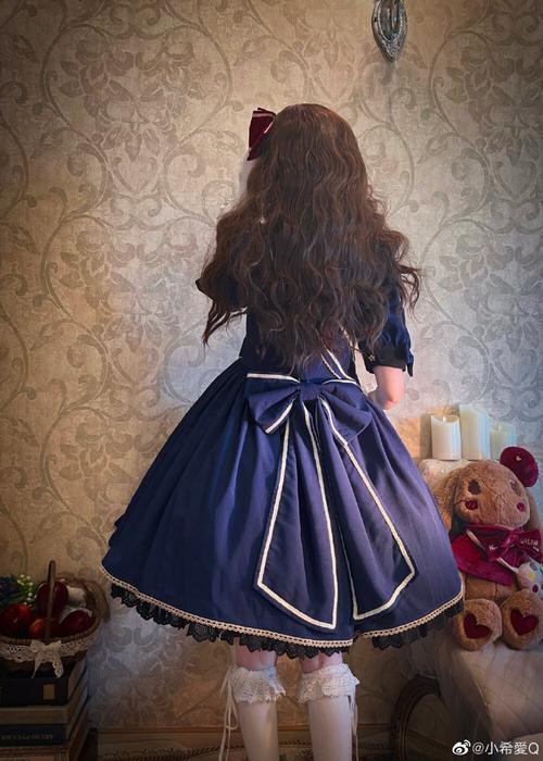 深入探讨：胁迫优等生姐妹事件的社会影响