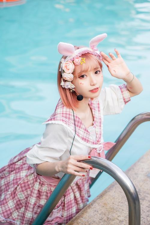 和姐姐一起的夏天3369acG：绅士游戏安卓汉化版，精彩内容一览