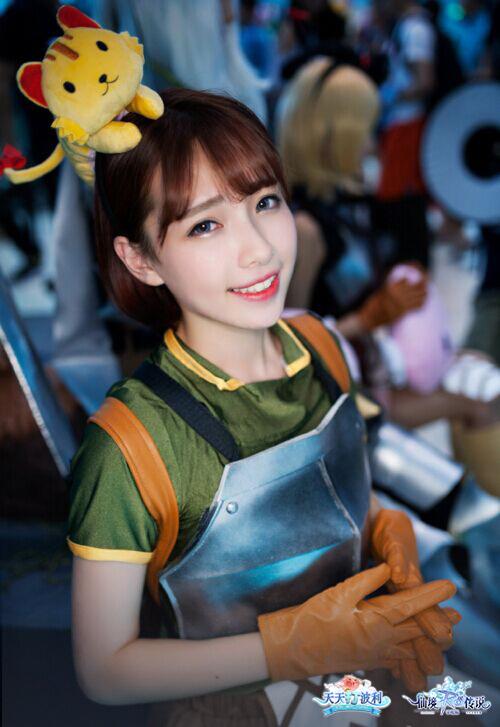 安卓汉化coser花絮大放送，让你一饱眼福