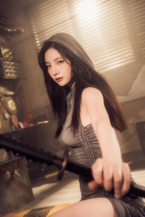 下载美女人妻极限发射官方正式版：最新版资源下载地址大全