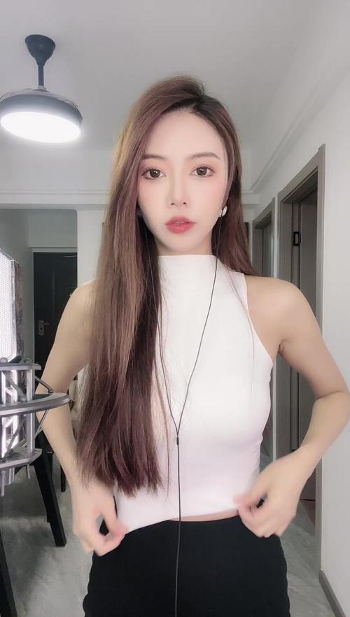 小十七11部合集安卓选哪个好?老司机推荐稳定版下载